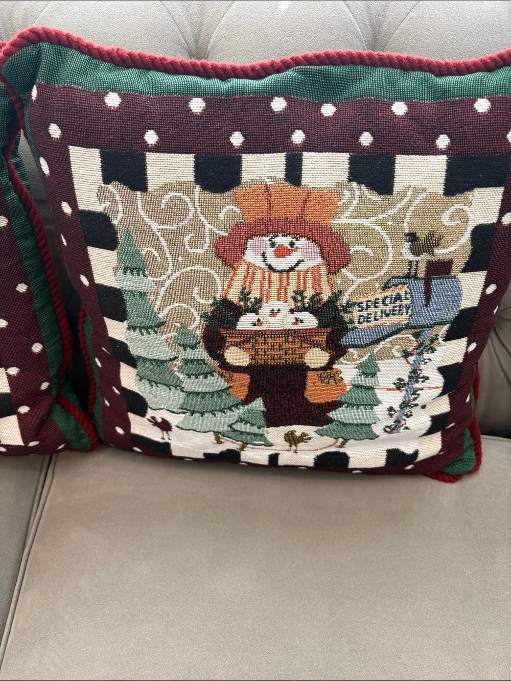 Holiday Snowman Tapestry Throw Pillow Pair Burgundy & Green 18x18” Christmas